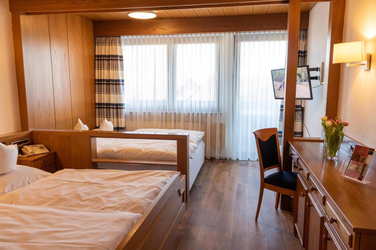 Landgasthof Hotel Hirsch Loßburg Esterno foto